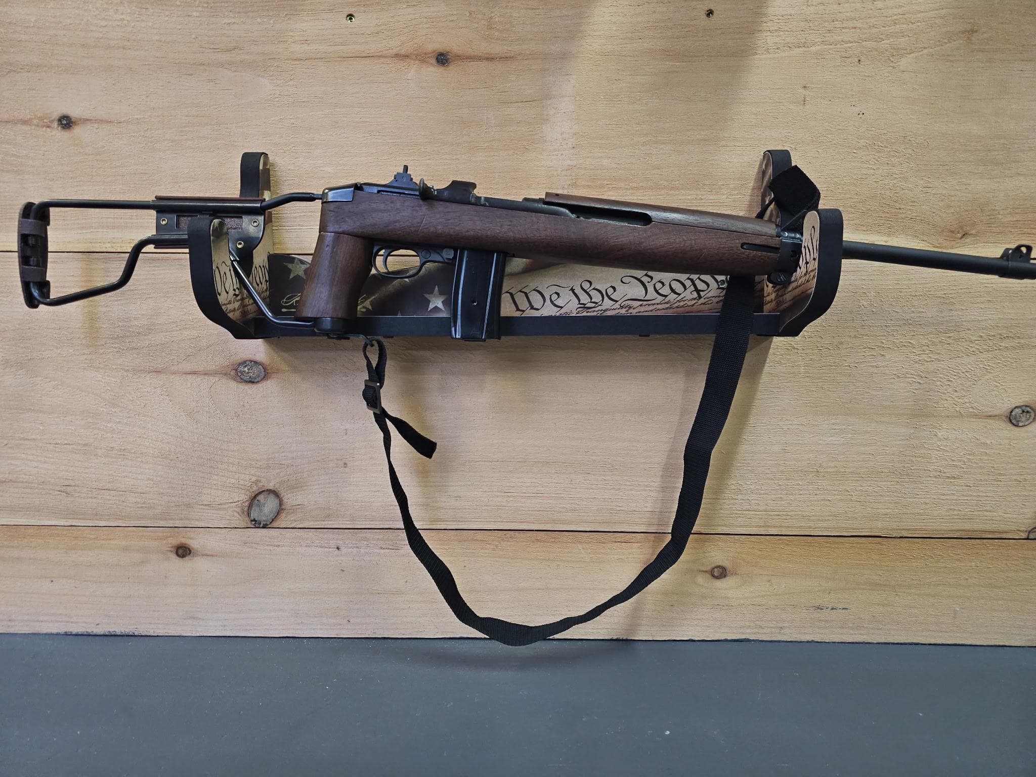 Thompson M1 CARB 30CAL PARATROOPER 18″ PARKERIZED/WALNUT GRIP/HG|15+1 used