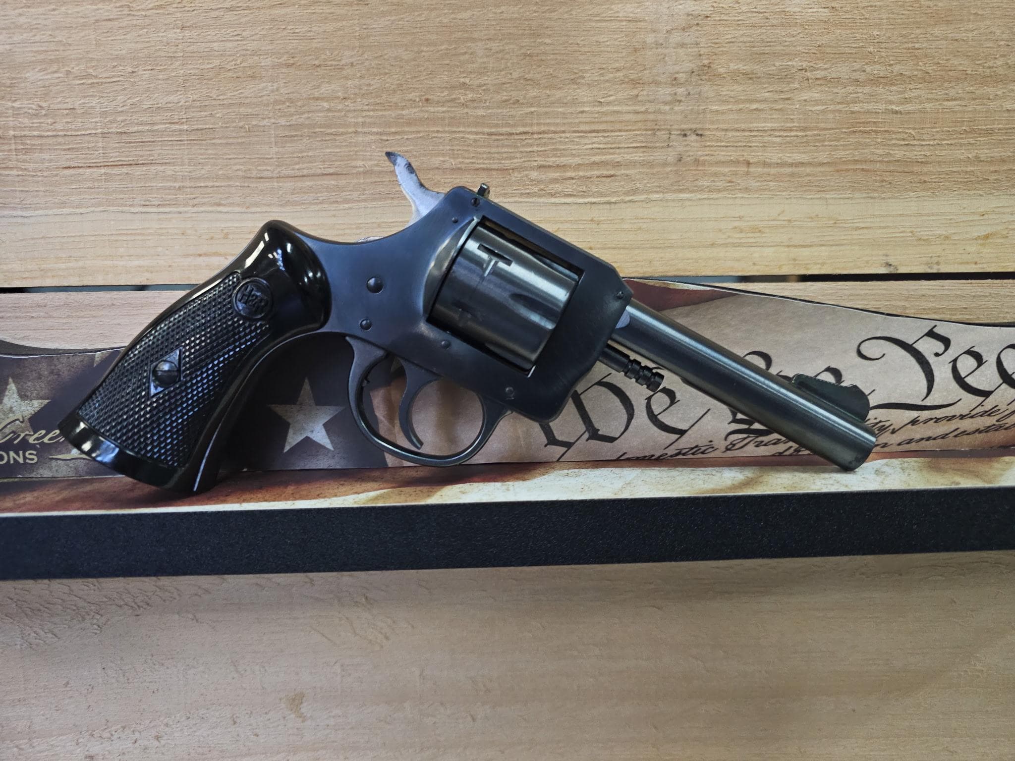 H&R Model 732 38 SPL